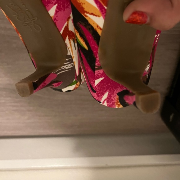 Colorful women’s high heel shoes - Picture 9 of 10